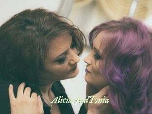 AliciaAndTonia