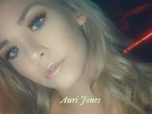 Auri_Jones