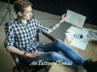 A0TattooedTomas