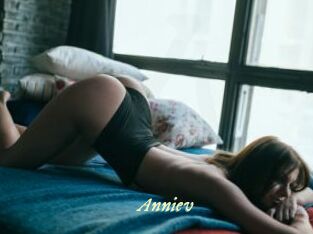 Anniev