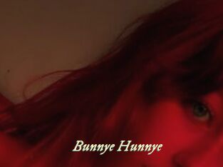 Bunnye_Hunnye