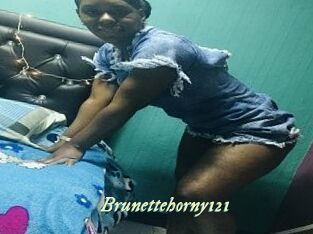 Brunettehorny121