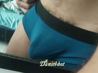 Daniel_hot