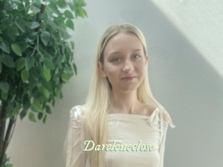 Dareleneclose
