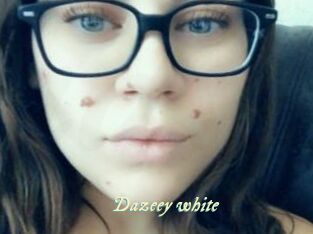 Dazeey_white