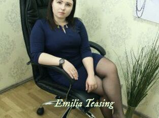 Emilia_Teasing