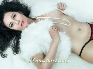 HotmatureLaura