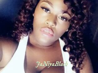 JaNiyaBlack