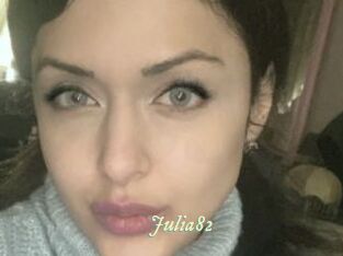 Julia82