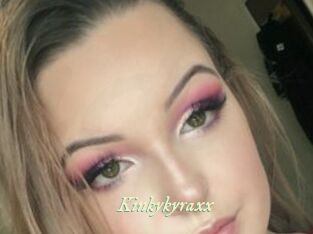 Kinkykyraxx