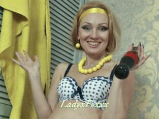 LadyxFoxxx