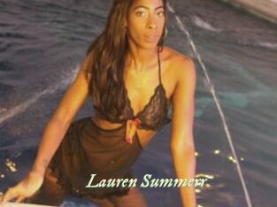 Lauren_Summerr