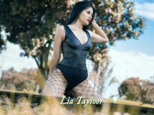 Lia_Tayloor