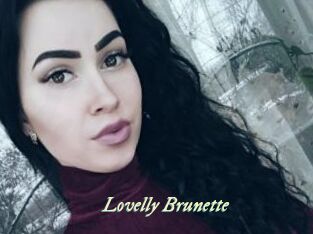 Lovelly_Brunette