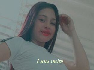 Luna_smith