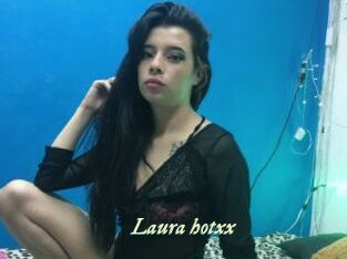 Laura_hotxx