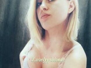 Lovelyyyblonde