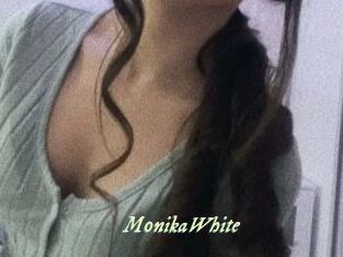 M0nikaWhite