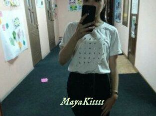 MayaKissss