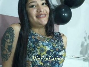 MiaFoxLatina