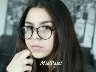 MiaPatel Année du sexe