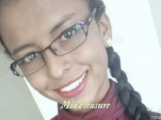 Mia_Pleasure