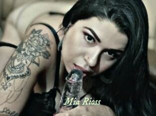 Mia_Rioss