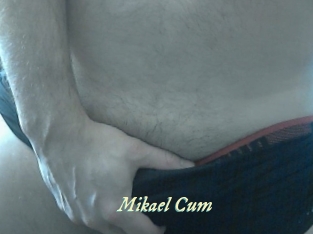 Mikael_Cum