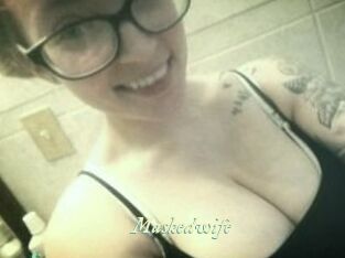 Maskedwife