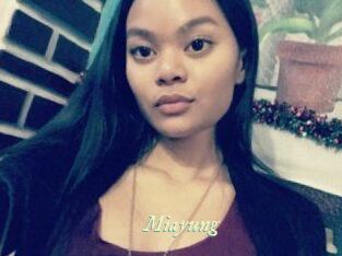 Mia_yung