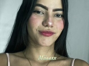 Miiaaxx