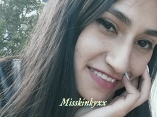 Misskinkyxx