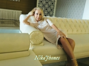 NikaJhones Année du sexe