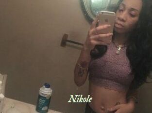 Nikole_
