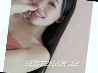 PETITENICHOLE Année du sexe