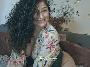 Petitesea