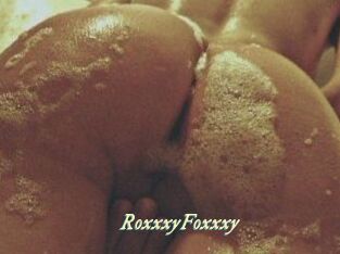 RoxxxyFoxxxy