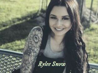 Rylee_Snow