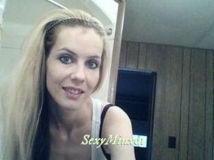 SexyMinx01