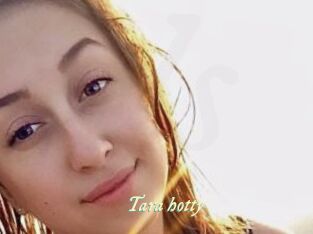 Tara_hotty