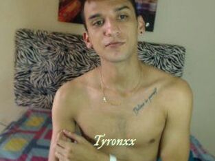 Tyronxx