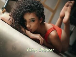 Valery_Petite01